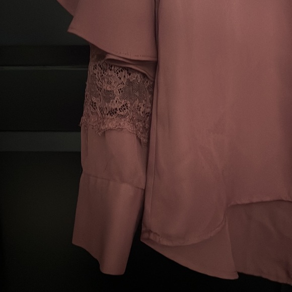 RW & Co Blouse - Picture 2 of 8